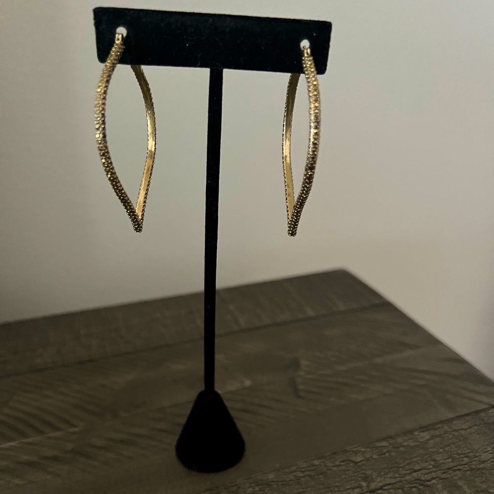 Lucky Brand Tear Drop Hoop Earrings